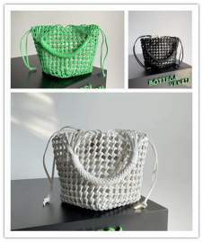 Picture of Bottega Veneta Handbags _SKUfw184061361fw